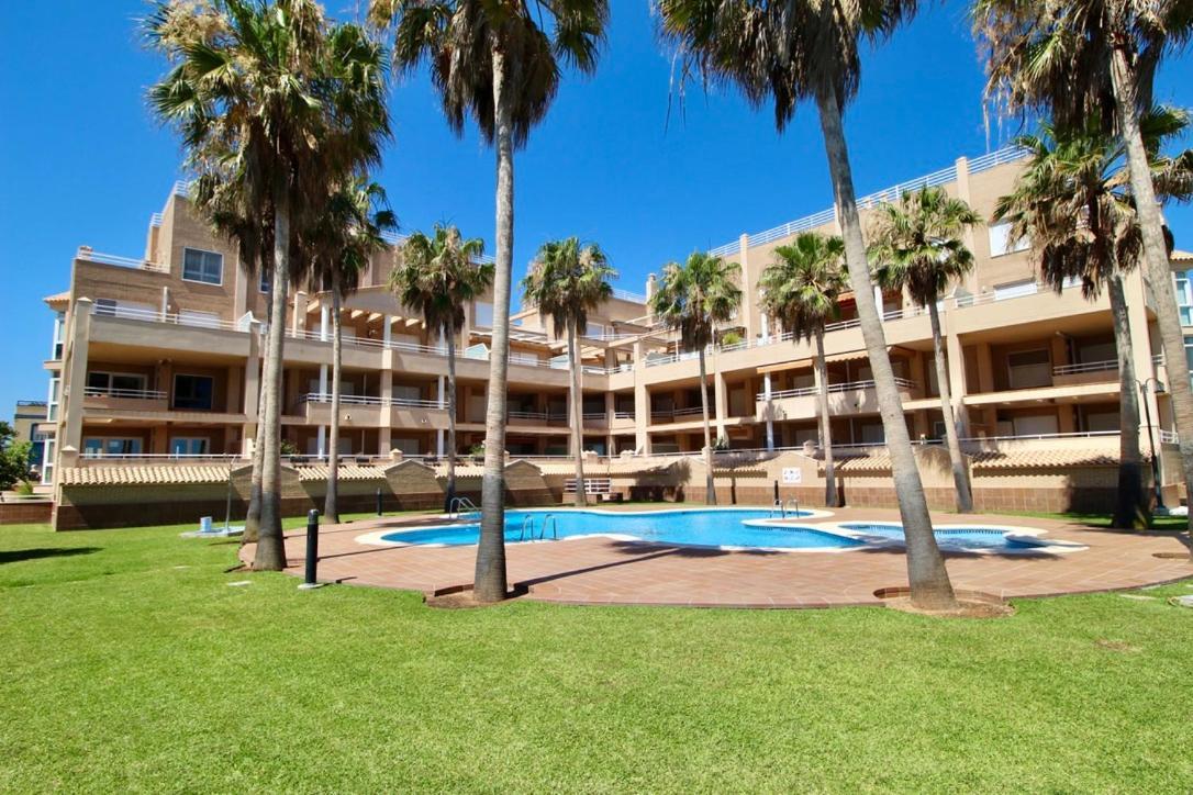 Ferienwohnung Atico Con Piscina Privada En Primera Linea Dénia Exterior foto